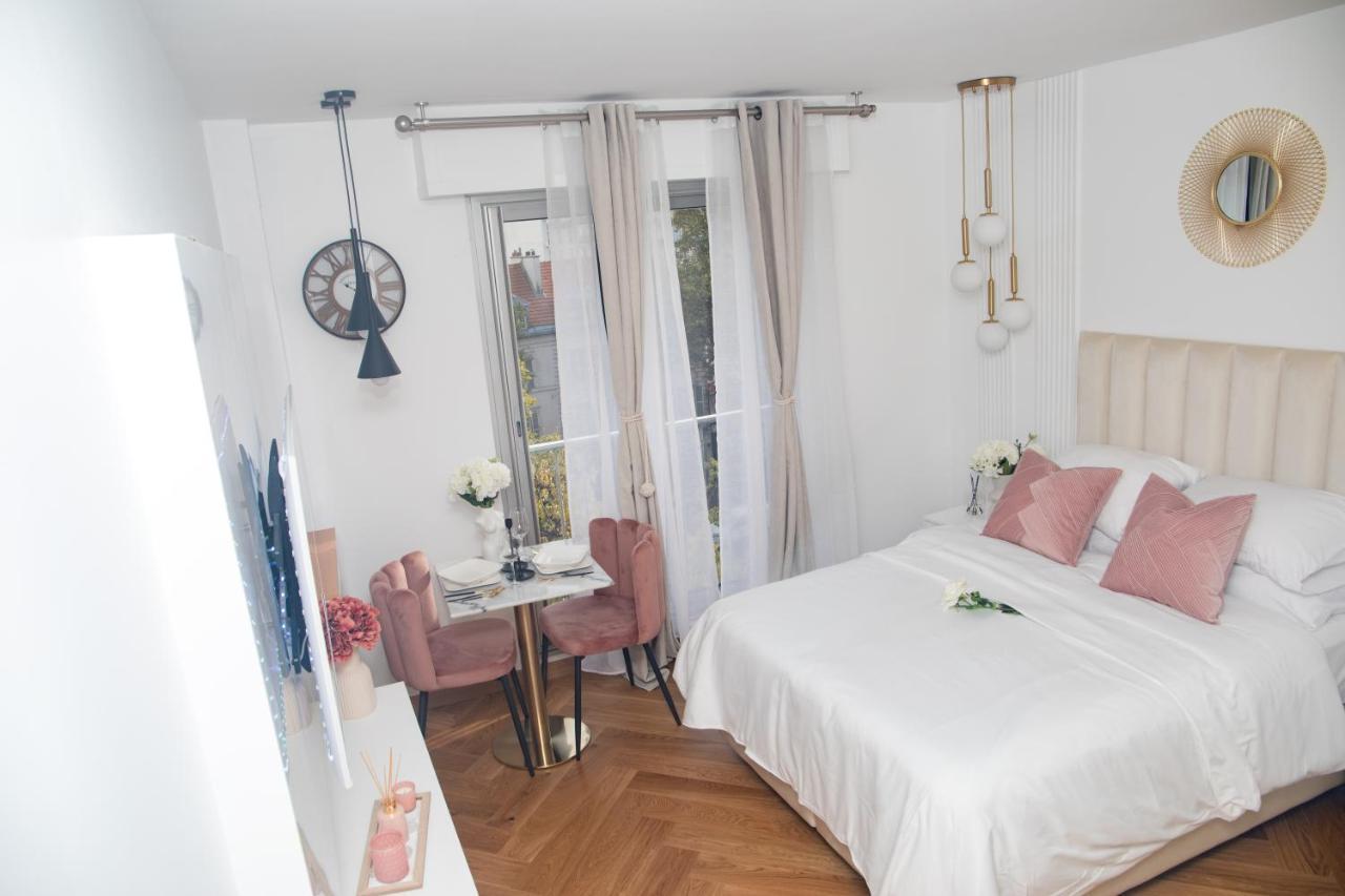 Paris' Premium Romantic Studio エクステリア 写真