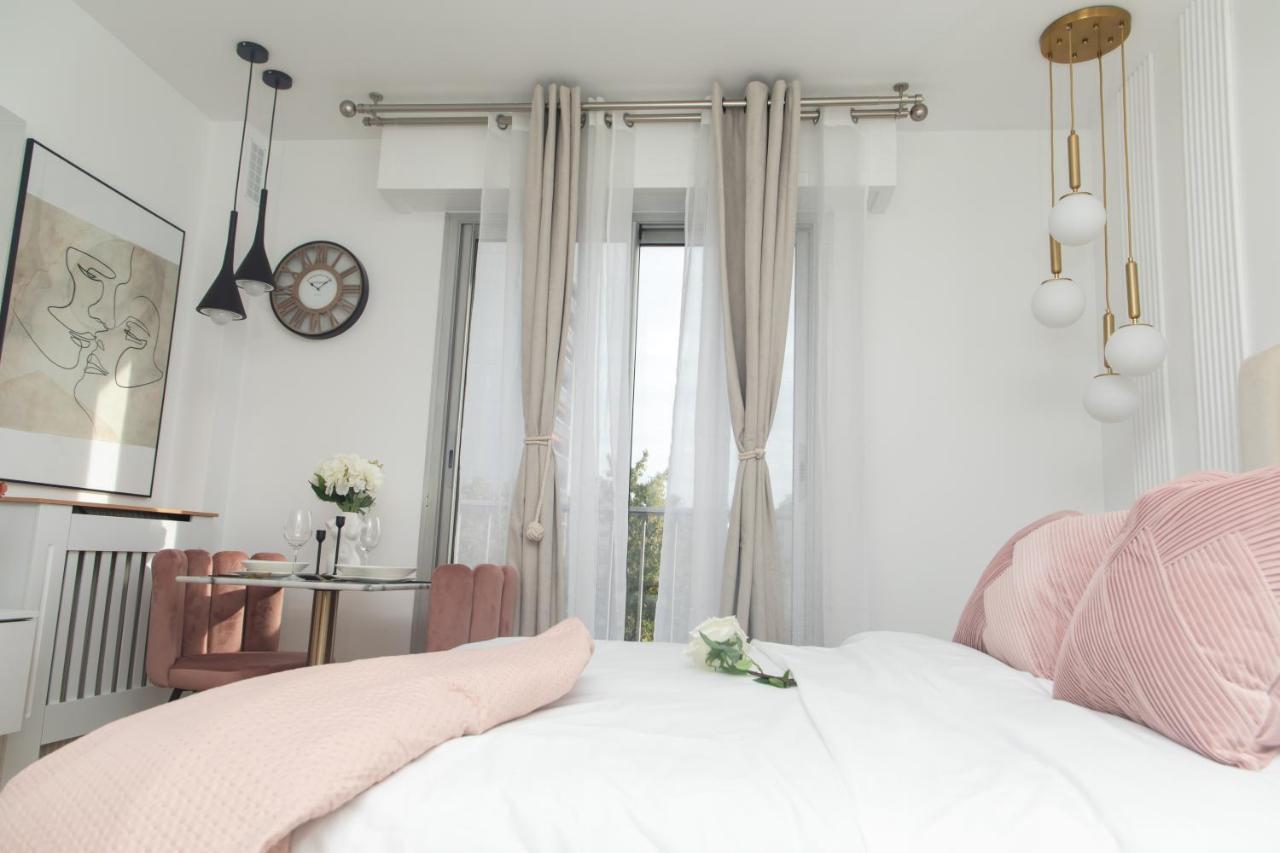 Paris' Premium Romantic Studio エクステリア 写真